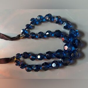 J Crew, Blue Beaded Necklace
Glass Classy elegant